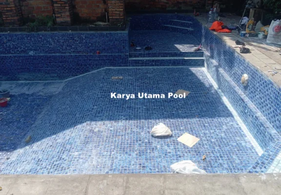 Material Finishing Kolam Renang
